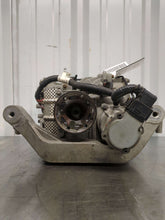 Load image into Gallery viewer, CARRIER ASSEMBLY Land Rover Evoque 14 15 16 17 18 - NW562346

