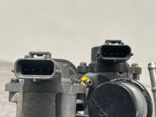 Load image into Gallery viewer, THROTTLE BODY Lexus LS400 Sc400 1995 95 1996 96 97 - NW458000
