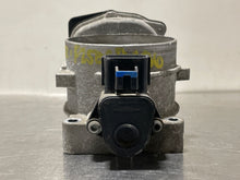 Load image into Gallery viewer, THROTTLE BODY Expedition F150 Navigator F350 Lincoln LT 04 05 06 07 08 09 10 - NW458292
