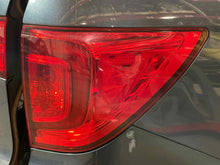 Load image into Gallery viewer, TAIL LIGHT LAMP ASSEMBLY Pilot 2016 16 2017 17 2018 18 Right - NW562241
