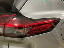 Load image into Gallery viewer, TAIL LAMP LIGHT - NW561962
