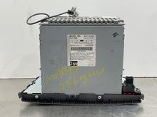 Load image into Gallery viewer, RADIO Subaru Legacy 2007 07 2008 08 AM/FM/CD - NW462170
