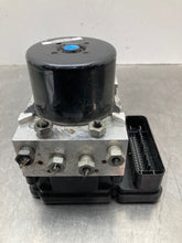 Load image into Gallery viewer, ABS ANTI-LOCK BRAKE PUMP Volvo S60 XC60 11 12 13 14 15 - NW462292
