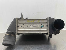 Load image into Gallery viewer, INTERCOOLER Golf Jetta 1999 99 2000 00 01 02 03 - NW463199
