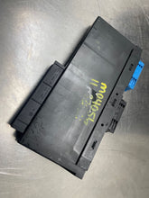 Load image into Gallery viewer, BODY CONTROL MODULE BCM COMPUTER 323i 328i 335i M3 X1 Z4 10-15 - NW464484
