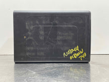 Load image into Gallery viewer, CD CHANGER BMW 740i 750i 1999 99 00 01 - NW464538
