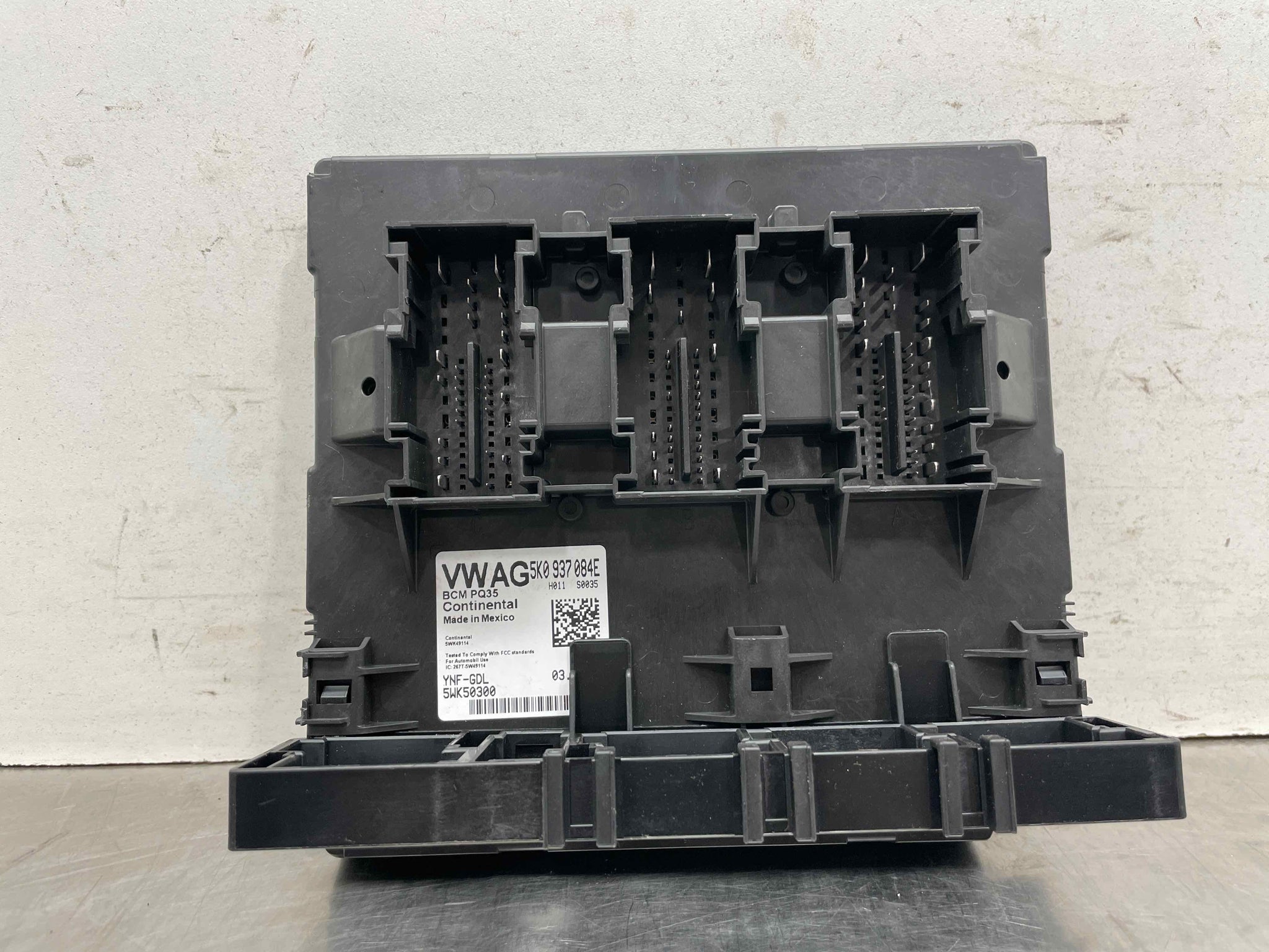 BODY CONTROL MODULE BCM COMPUTER Volkswagen Jetta 11 12 13