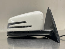 Load image into Gallery viewer, SIDE VIEW DOOR MIRROR E250D E300 E350 E400 E550 E63 2014 14 Right - NW465080
