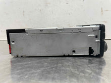 Load image into Gallery viewer, RADIO Cl500 E300D E320 S320 96 97 98 - 99 AM/FM/CASS - NW562200
