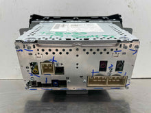 Load image into Gallery viewer, Radio Hyundai Santa Fe 2017 - NW562196
