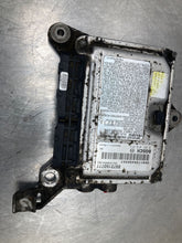 Load image into Gallery viewer, ECU ECM Computer  SILVERADO 3500 PICKUP 2004 - NW542055
