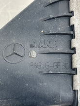 Load image into Gallery viewer, INTERCOOLER 230 SLK SLK230 1997 97 1998 98 1999 99 - NW467206
