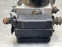 Load image into Gallery viewer, ABS Pump  AUDI A3 2007 - NW562606
