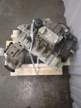 Load image into Gallery viewer, AUTOMATIC TRANSMISSION Audi A3 2006 06 2007 07 - NW561968

