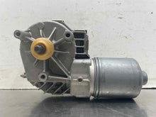 Load image into Gallery viewer, WIPER MOTOR E320 E280 E300 2003 03 04 05 06 07 08 09 - NW563408
