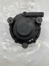 Load image into Gallery viewer, AIR INJECTION PUMP SMOG 911 911 Turbo Boxster Boxster S Carrera 00-05 - NW8229
