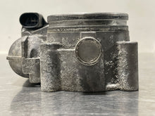 Load image into Gallery viewer, THROTTLE BODY AUDI A4 A6 S4 00 01 02 03 - 06 2.7 TURBO - NW470380
