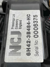 Load image into Gallery viewer, AIR RIDE COMPRESSOR Range Rover 06 07 08 09 10 11 12 13 14 - NW563172
