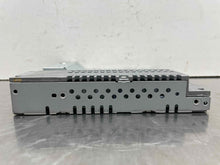Load image into Gallery viewer, RADIO Land Rover Range Rover 2007 07 2008 08 2009 09  AM FM CD - NW563245
