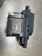 Load image into Gallery viewer, Floor Shifter Land Rover Evoque 2017 - NW471543
