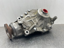 Load image into Gallery viewer, CARRIER ASSEMBLY 550i 550i Gt 650i 750i 750il Alpina B7 13-17 2.81 RATIO AWD - NW376928
