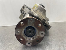 Load image into Gallery viewer, CARRIER ASSEMBLY 550i 550i Gt 650i 750i 750il Alpina B7 13-17 2.81 RATIO AWD - NW376928
