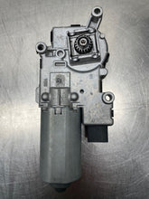 Load image into Gallery viewer, Sunroof Motor  BMW X5 2007 - NW473530

