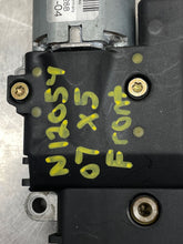Load image into Gallery viewer, Sunroof Motor  BMW X5 2007 - NW473530
