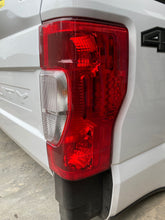 Load image into Gallery viewer, Tail Lamp Light  FORD F350SD PICKUP 2020 - NW274924
