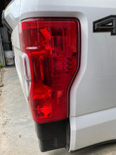 Load image into Gallery viewer, Tail Lamp Light  FORD F350SD PICKUP 2020 - NW274924
