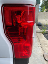 Load image into Gallery viewer, Tail Lamp Light  FORD F350SD PICKUP 2020 - NW274925
