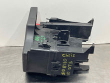 Load image into Gallery viewer, Fuse Box Cadillac DTS 2010 - NW476505
