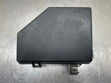 Load image into Gallery viewer, Fuse Box Pontiac G8 2009 - NW459730
