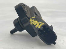 Load image into Gallery viewer, Mass Air Flow Sensor Meter MAF Forester Impreza 00 01 02 - NW5516
