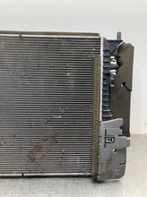Load image into Gallery viewer, RADIATOR Jaguar Vanden Pl XF XFR XJ XJL XJR 10 11 12 13 14 15 - NW476698
