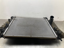 Load image into Gallery viewer, RADIATOR Jaguar Vanden Pl XF XFR XJ XJL XJR 10 11 12 13 14 15 - NW476698
