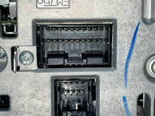 Load image into Gallery viewer, RADIO Tribeca 2007 07 2008 08 2009 09 Front AM FM 6CD - NW139796
