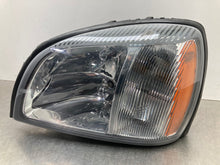 Load image into Gallery viewer, HEADLIGHT LAMP ASSEMBLY Cadillac Deville DHS DTS 2003 03 Right - NW476606
