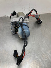 Load image into Gallery viewer, CONVERTIBLE TOP MOTOR Audi A5 RS5 S5 10 11 12 13 14 15 16 - NW476960
