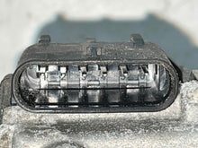 Load image into Gallery viewer, THROTTLE BODY E250 Van C250 C300 C350 C63 CLA45 CLS400 CLS550 12-16 - NW477239
