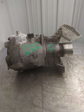 Load image into Gallery viewer, TRANSFER CASE Volvo XC90 2016 16 - NW477236
