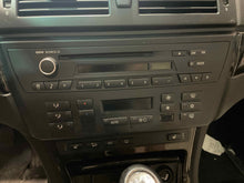 Load image into Gallery viewer, RADIO BMW Z4 X3 2005 05 2006 06 2007 07 2008 08 AM FM CD - NW437210
