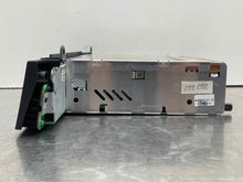Load image into Gallery viewer, RADIO BMW Z4 X3 2005 05 2006 06 2007 07 2008 08 AM FM CD - NW437210
