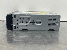 Load image into Gallery viewer, CD Player Legacy Forester 2000 00 2001 01 2002 02 2003 03 - NW478641
