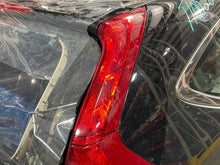 Load image into Gallery viewer, TAIL LIGHT LAMP ASSEMBLY Honda CR-V 2015 15 2016 16 UPPER Right - NW564974
