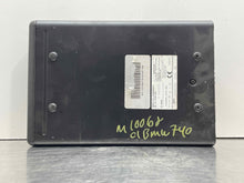 Load image into Gallery viewer, CD CHANGER BMW 740i 750i 1999 99 00 01 - NW480626
