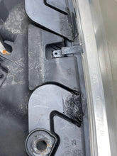 Load image into Gallery viewer, HEADLIGHT LAMP ASSEMBLY Volkswagen Passat 01 02 03 04 05 Left - NW484213
