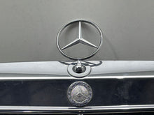 Load image into Gallery viewer, GRILL Mercedes 260e 300d 300e 86 87 88 89 90 91 92 93 - NW385237
