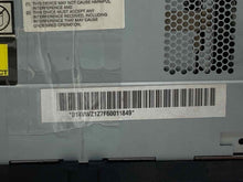 Load image into Gallery viewer, Radio Volkswagen Passat 2007 - NW140189
