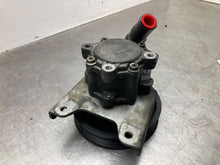 Load image into Gallery viewer, POWER STEERING PUMP 325i 320i 330i 2001 01 2002 02 - NW489958
